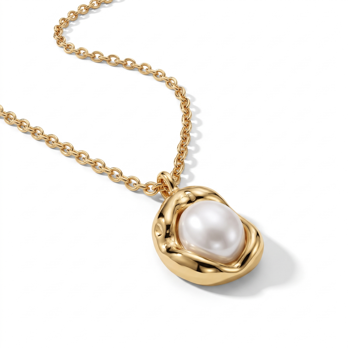 Laguna Pearl Necklace