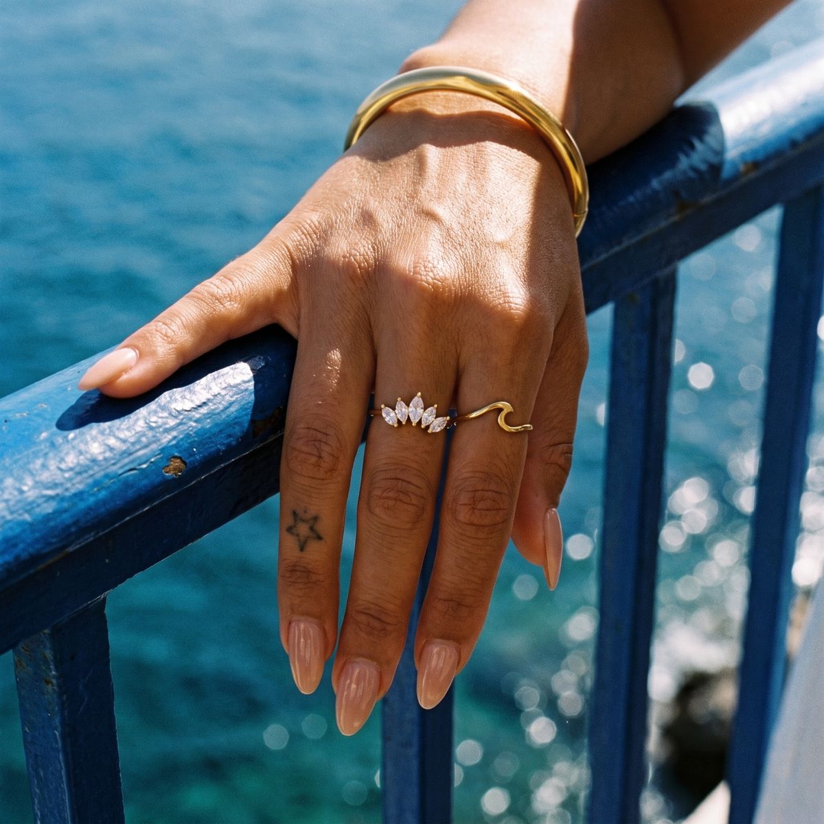 Tiara Ring