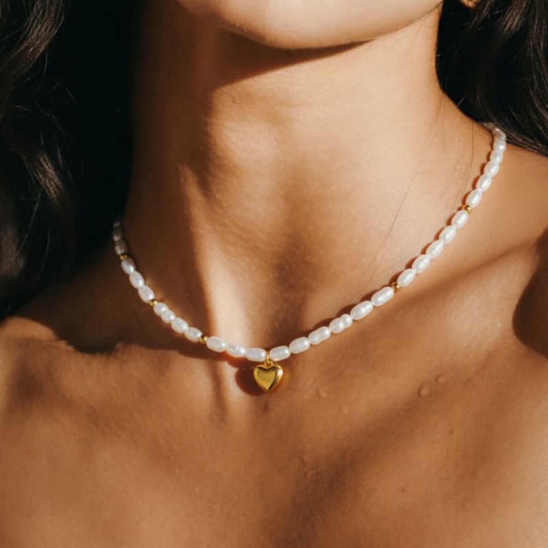 Heart Pearl Choker