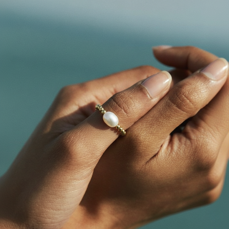 Lumi Pearl Ring