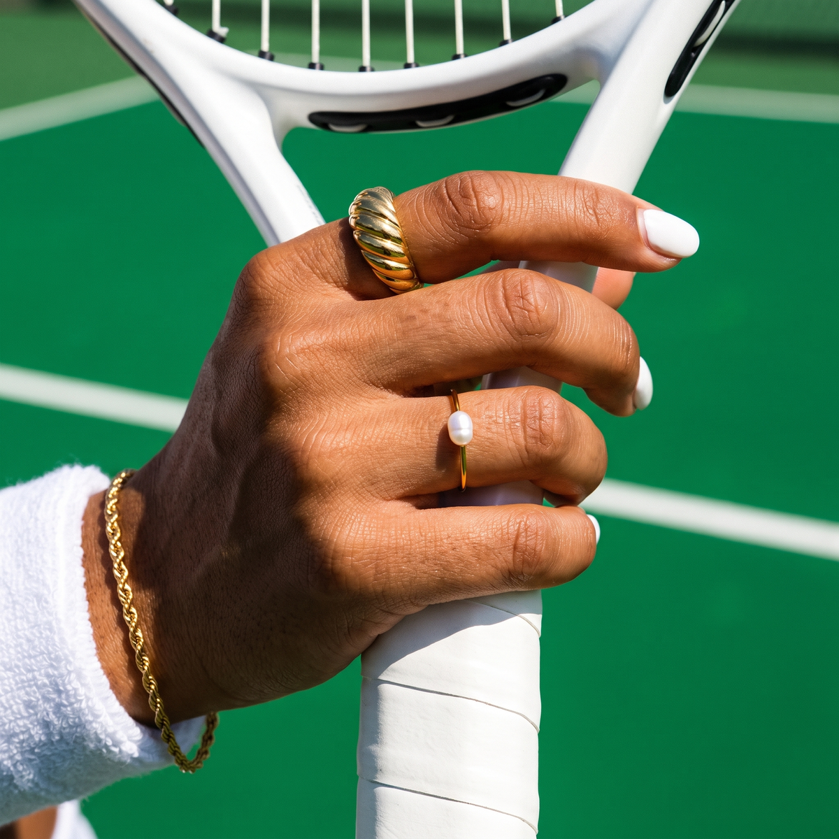 Dainty Pearl Ring